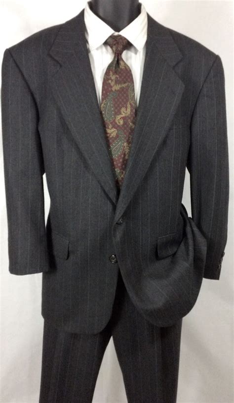 oscar de la renta suit quality